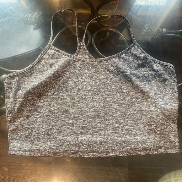 Gym Top - Picture 1 of 2